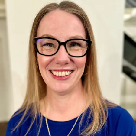 Kerrie Smit Author card