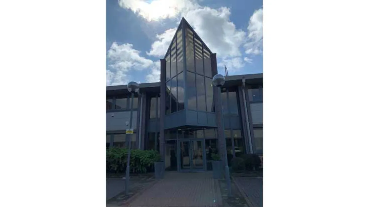 Front view of Global Knowledge UK's office